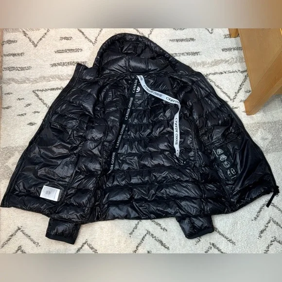 Canada GooseCrofton Hooded Puffer Jacket